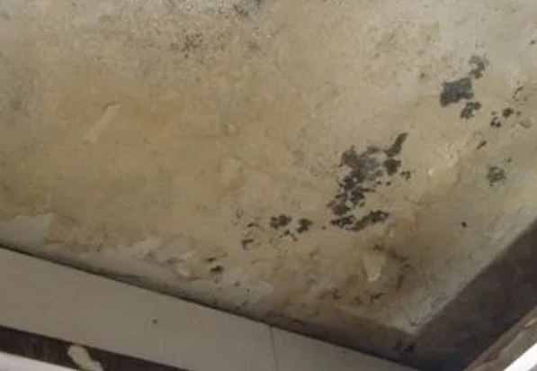 宁远阳台漏水维修公司分享下宁远卫生间渗水维修需要注意哪些问题。